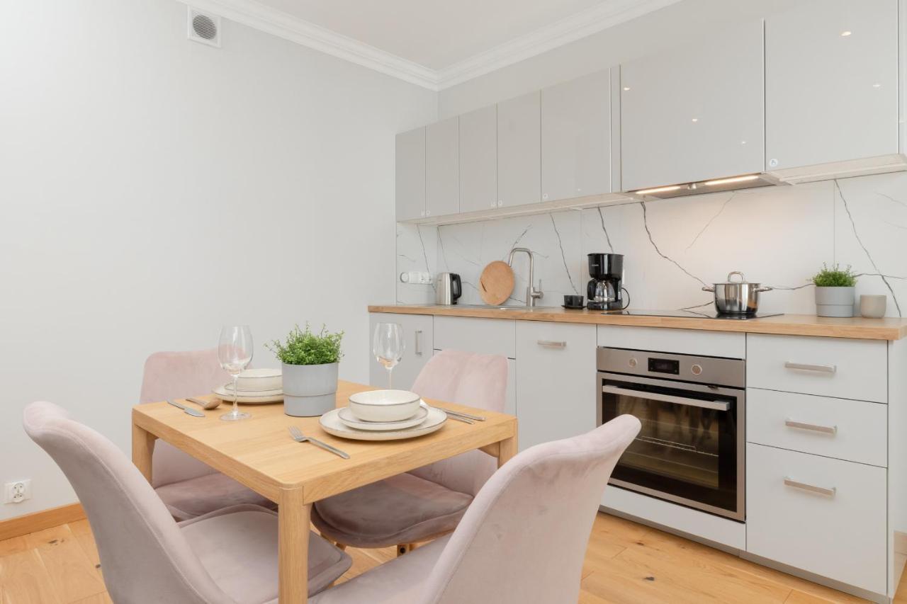 Apartament Z Tarasem W Centrum Swinoujscia By Noclegi Renters Świnoujście Exterior foto