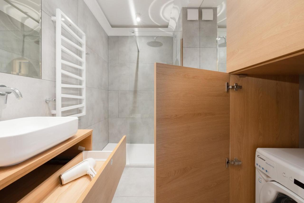Apartament Z Tarasem W Centrum Swinoujscia By Noclegi Renters Świnoujście Exterior foto